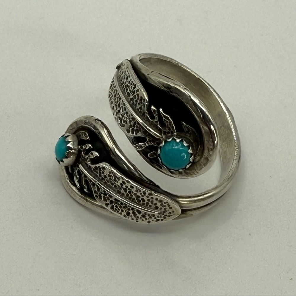 Navajo Sterling Silver Feather Wrap Ring by Etta Berim Twin Turquoise Cabochons - Picture 9 of 14